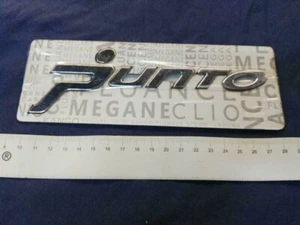 BRANDNEU FIAT Grande PUNTO EVO ABZEICHEN EMBLEM - Bild 1 von 1
