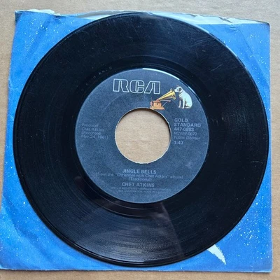 CHET ATKINS Jingle Bells/Jingle Bell Rock COUNTRY RCA 45 7" Record Vinyl Records - Image 1 of 2