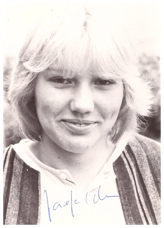 Josefa Idem Kanusport (TN OS 1984) Foto 9,3 x 13,0 cm (11.25) - Bild 1 von 1