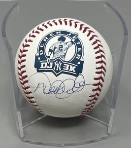 Derek Jeter Autograph Signed Derek Jeter Logo NY Ball MLB Authentic - Picture 1 of 2