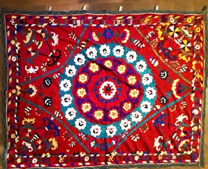 Antique Suzani Wall Tapestry Hand Pierced Embroidery Textile Deep Red - 72 x 56 - Picture 1 of 10