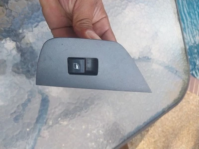 03-05 宝马 Z4 E85 E 86 右前乘客侧门窗调节器 原始设备制造商 — 第 1/4 张图片