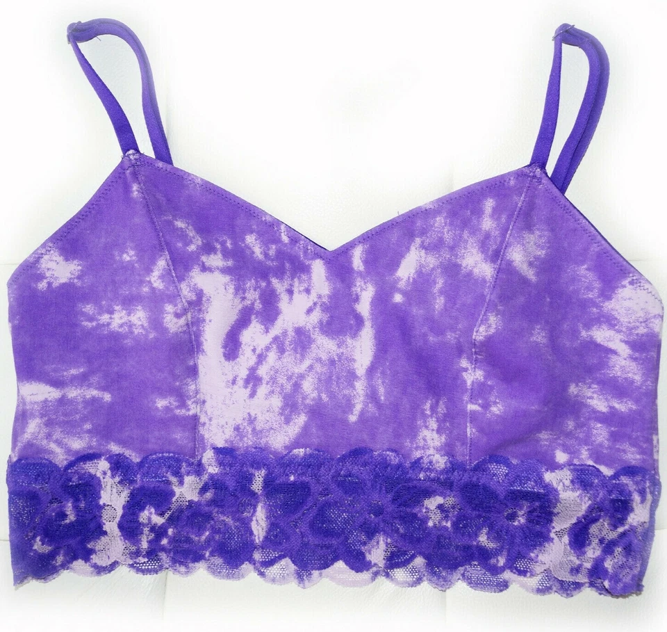 "Victoria's Secret" Sexy Lace Trim Bralette Cropped Casual Yoga Women Top, S M - Image 1 of 2