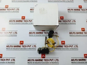 716 R-9653K 1 Pole Electro-mechanical Temperature Control Thermostat - Picture 1 of 6