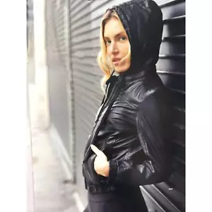 Chaqueta bomber de cuero con capucha para mujer Mauricio - Imagen 1 de 3