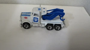 MATCHBOX SUPERFAST 1/75 MB-61 PETERBILT POLICE WRECK TOW TRUCK M9 NO BOX 1981 A - Picture 1 of 7