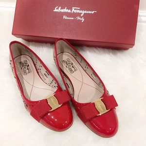 Salvatore Ferragamo Delizia Vara Bow Flats Red Patent Leather 7.5 B - Picture 1 of 7