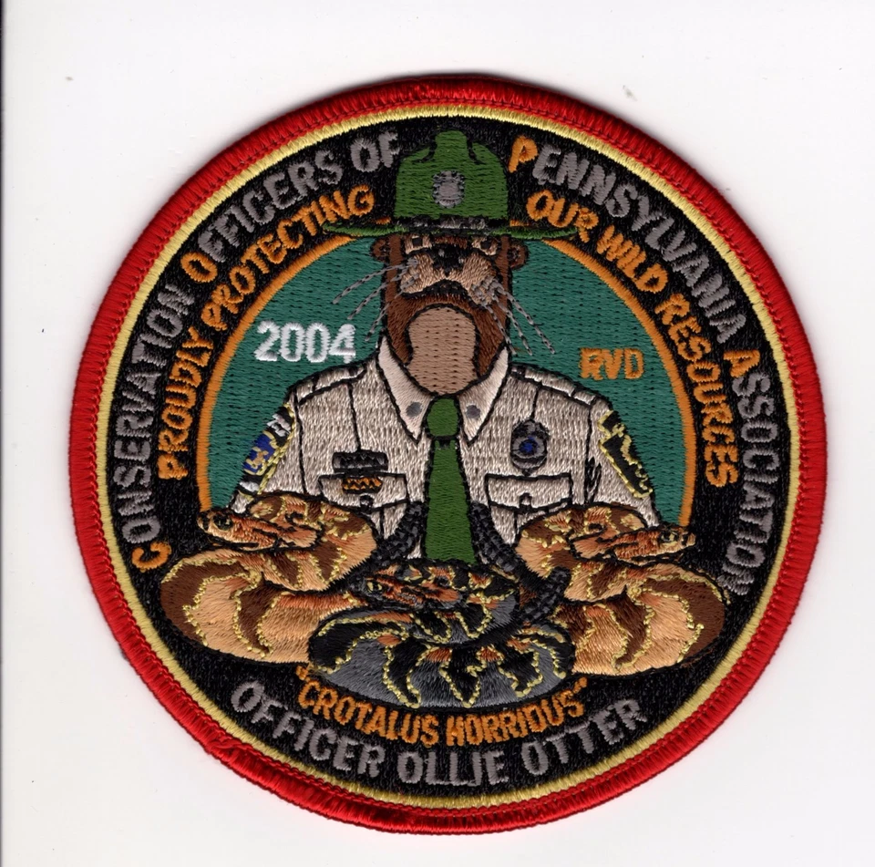 Oficial de conservación de Pensilvania 2004 Ollie Otter Game Comm-Michigan parche de ciervo Foto 1 de 1