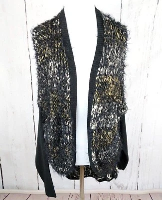 Cárdigan BKE Boutique Tejido Abierto Mediano Negro Dorado Metálico Hebilla Suéter M Foto 1 de 4