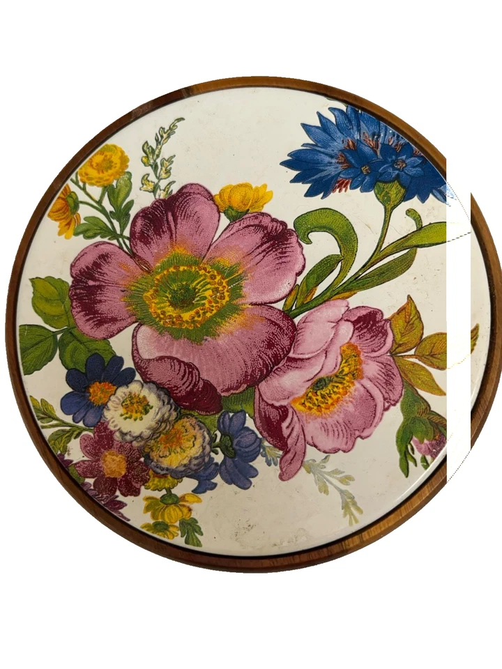 MacKenzie Blanco Flor Mercado Remache Niños 7" Nuevo Foto 1 de 1