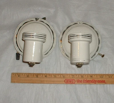 Par de arandelas elétricas vintage da década de 1940 porcelana cerâmica art déco - Imagem 1 de 4