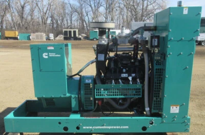 Gerador de gás natural ou propano 125 kw Onan / GM - 1 fase - 215 horas - Perfeito estado 2010 - Imagem 1 de 4