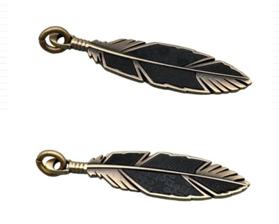 蔻驰双面标志签名 C 羽毛小饰品项链吊坠礼品盒 — 第 1/4 张图片