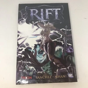 RIFT Graphic Novel Comic Book - Official Licensed DC (Sanchez & Mhan) SEALED - Picture 1 of 6