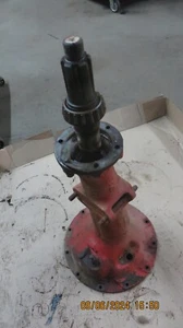 FORD 8N TRACTOR REAR AXLE ONLY .....PICS SHOE AXLE HOUSING NOT SELLING IT - Picture 1 of 5