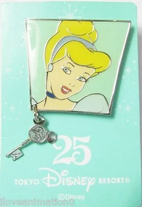 Disney TDL Grand Finale Dream Goes On Cinderella Pin - Bild 1 von 2