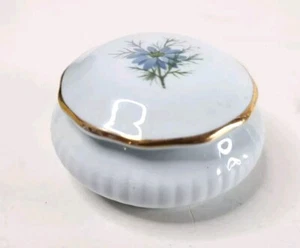 Caja de baratija floral Royal Adderley Bone China azul cielo adorno dorado aciano - Imagen 1 de 9