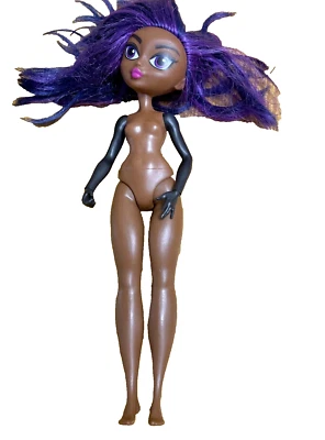 Mattell DC 10" Catwoman GFX18 pelo morado afroamericano 2018 Foto 1 de 4