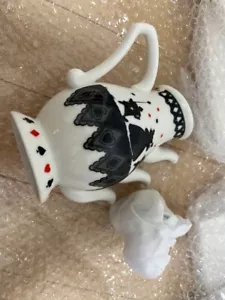 Alice in Wonderland Tokyo Disney Resort Tea Pot & Cup & Saucer Set New x4 - Picture 1 of 2