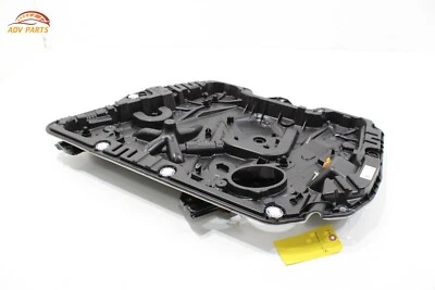 2019 - 2024 BMW X4 G02 FRONT RIGHT PASSENGER DOOR WINDOW REGULATOR & CARRIER OEM - Image 1 of 4