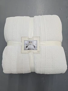 SOUTHERN LIVING BELAIRE KING COMFORTER MINI SET - Picture 1 of 8