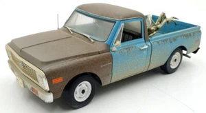 Greenlight 1/18 Scale HWY-18021 -1971 Chevy C-10 With Alien Figure I.D - Picture 1 of 5