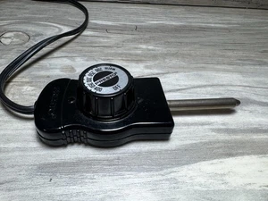 Presto Skillet Griddle Deep Fryer Temperature Controller Model # 0690003 E73717 - Picture 1 of 7