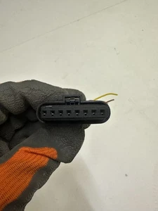 MG 4, MG5 , MG ZS , MG HS FRONT RADAR REPAIR KIT MAIN LOOM CONNECTOR - Picture 1 of 7