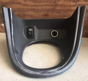 99 00 01 02 03 04 FORD MUSTANG MANUAL GEAR SHIFT BEZEL TRIM OEM - Foto 1 di 5