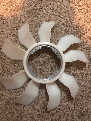 Hoja de ventilador de refrigeración del motor Nissan Skyline GT-R R33 R34 21060-5L300 original OEM Foto 1 de 2