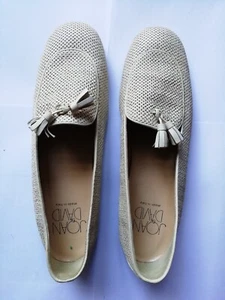Joan & David Leather Womens Loafer Shoes Beige Hand Made Italy UK 7 EU 40 US 9B - Picture 1 of 7