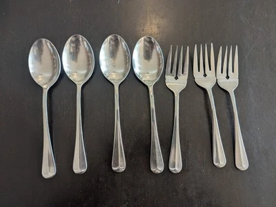7 Oxford Hall Spoons Salad Forks Flatware Sagamore Jamestown Stainless - Image 1 of 4