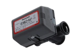 BAXI 3 WAY DIVERTER VALVE KIT ASSEMBLY 5106931 - BRAND NEW AND BOXED - UK SELLER - Picture 1 of 1