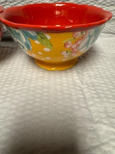 Pioneer Women Stoneware Soup-Cereal Bowl Floral Set Of 2 Red Inside 6" Across - Picture 1 of 10
