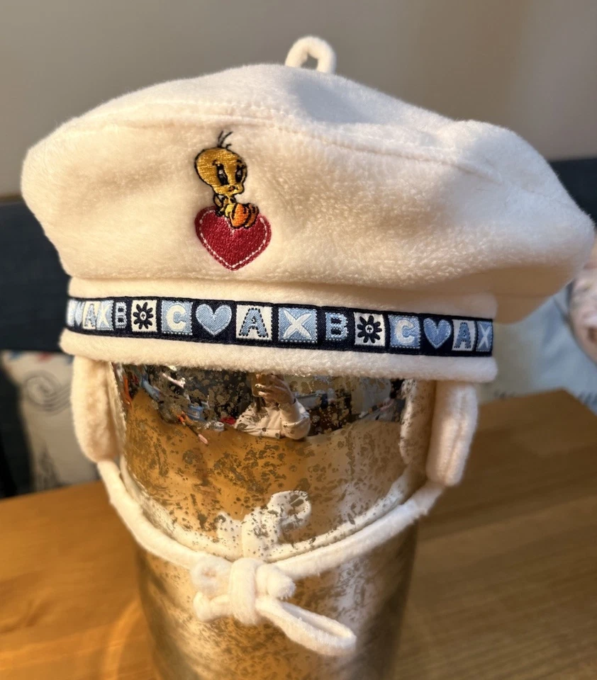 De colección 1997 Warner Bros Piolín Pájaro Polar Bebé Invierno Sombrero Boina Orejeras Foto 1 de 4