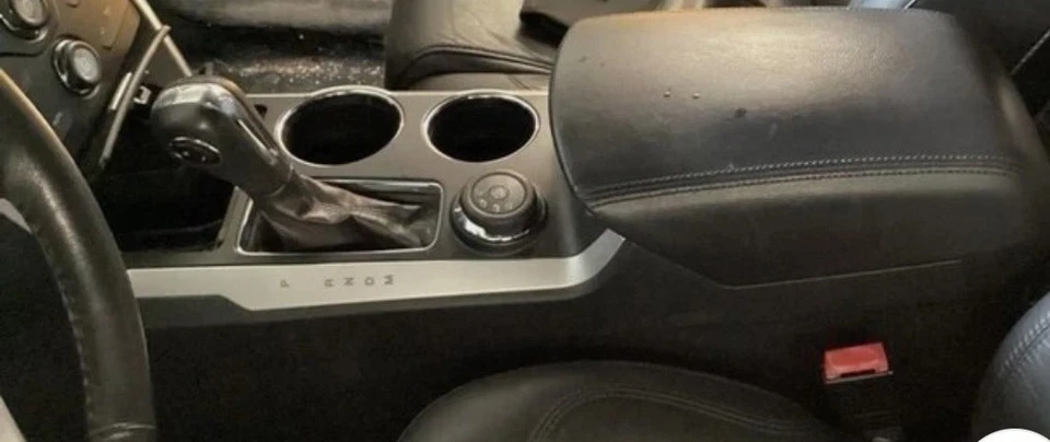 Ford Explorer 2012-2017 consola central   Foto 1 de 1