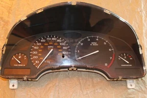 GM Chevrolet Saturn Instrument Cluster - Picture 1 of 5