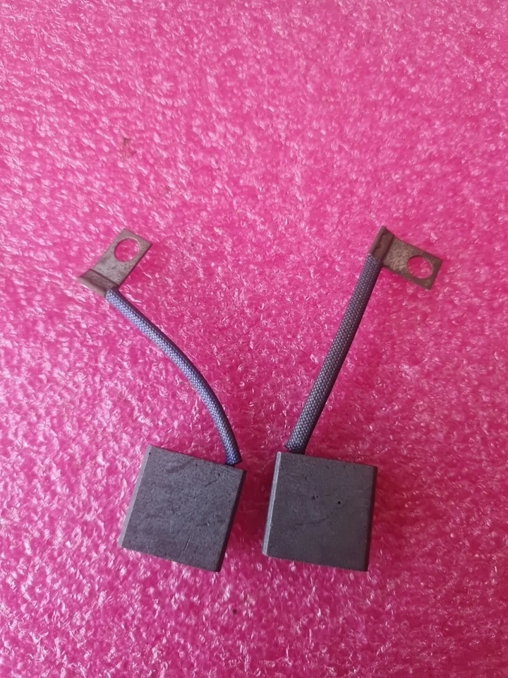 Classic Mini C40 Dynamo Replacement Brushes NEW - Image 1 of 1