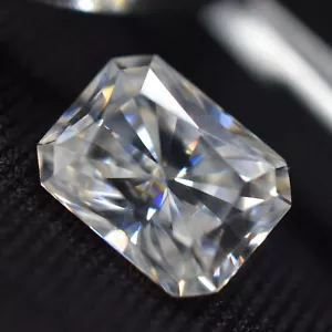 11x9 mm Moissanite Radiant Cut CERTIFIED VVS1 and D-Color 4.79 Ct Loose Gemstone - Picture 1 of 12