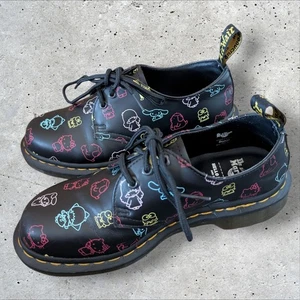 Dr Martens Teens Shoes Hello Kitty And Friends Limited Edition Size 5 UK - Picture 1 of 9