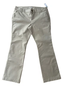 Old Navy Women's Khaki Pants Size 14 Petite Boot Cut Cotton Spandex NWT - Picture 1 of 3