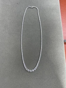 10.0ct Graduated Tennis Necklace. Natural Diamonds. 14k White Gold. 17inches - Picture 1 of 1