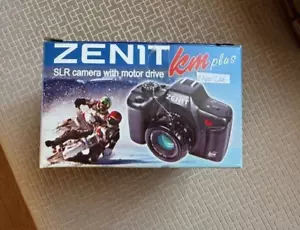 Cámara SLR de película KMZ Zenit KM PLUS 35 mm MC Zenitar-K2 f2 50 mm, estuche VENDEDOR DE EE. UU. - Imagen 1 de 6