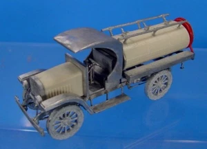 O/On3/On30 1/48 WISEMAN MODELS OKT-25 KLEIBER OPEN CAB OVAL OIL TANK TRUCK KIT - Picture 1 of 7