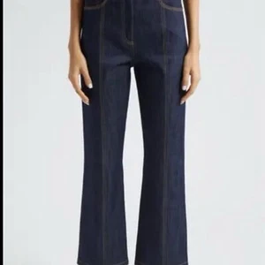 Vaqueros Club Monaco lavado oscuro bootcut pierna acampanada - Imagen 1 de 9