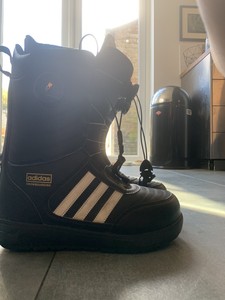 adidas snowboard boots uk