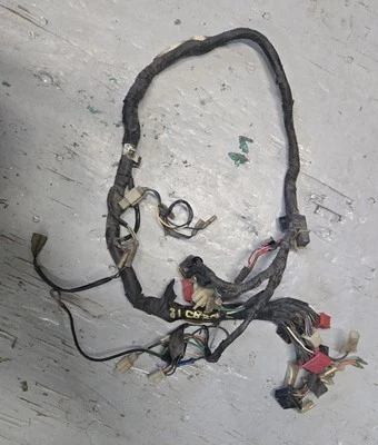 Arnés de cables OEM HONDA CB750C PERSONALIZADO 1981-1982 32100-MA5-670 Foto 1 de 4
