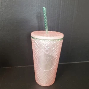 Vaso Starbucks 2023 16 oz iridiscente rejilla de chicle rosa verde con paja - Imagen 1 de 6