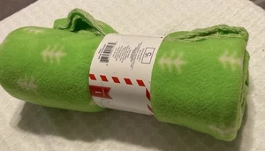 Kids Soft Fleece Blanket Lime Green & White (30 in x 40 in) Christmas Decor NEW - Picture 1 of 1