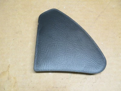 Cubierta de embellecedor del panel de instrumentos lateral del pasajero Honda Civic Sedán LX 2003-2005 Foto 1 de 2